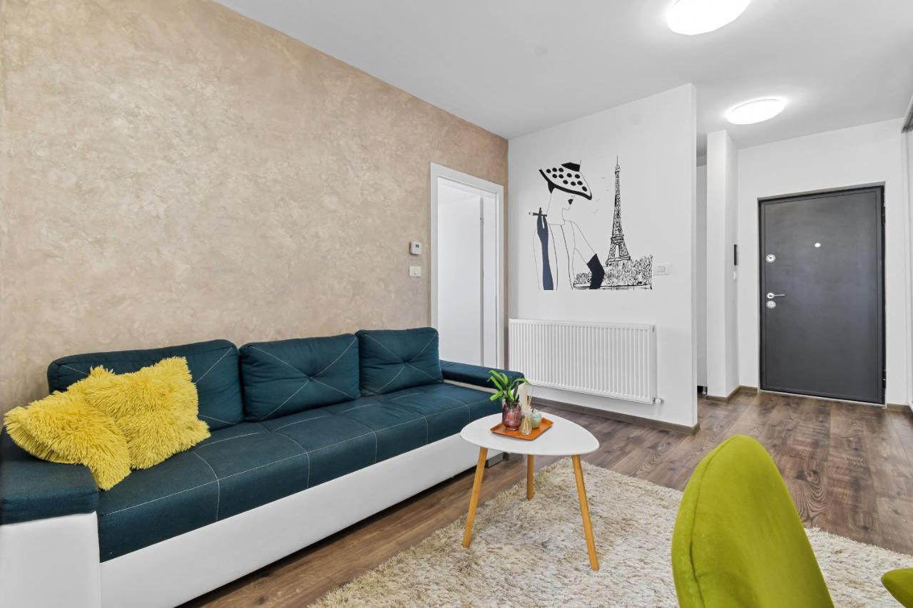 Modern In New Building With Panoramic View Daire Braşov Dış mekan fotoğraf